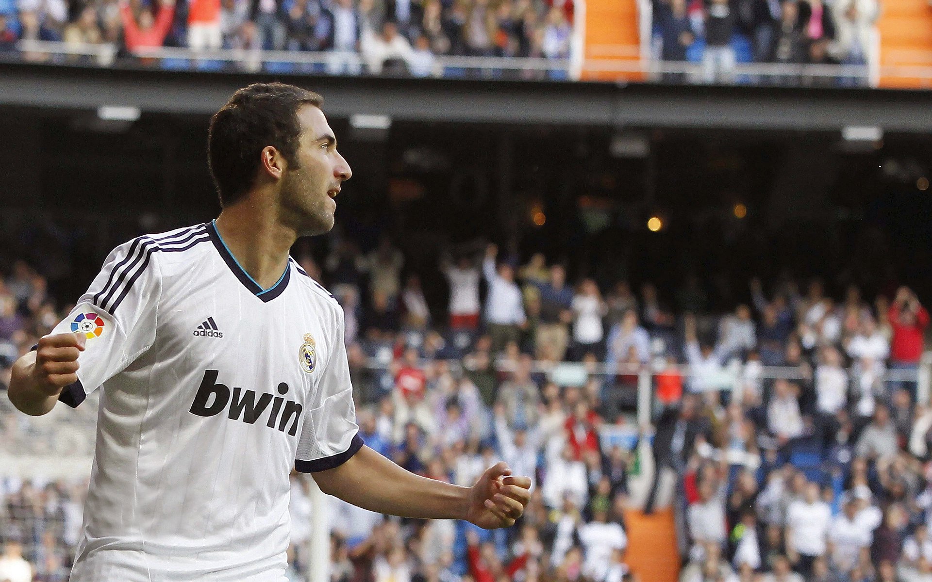 跨界统治力,从曼联压制威尔士到穆勒接管NBA季后赛的启示