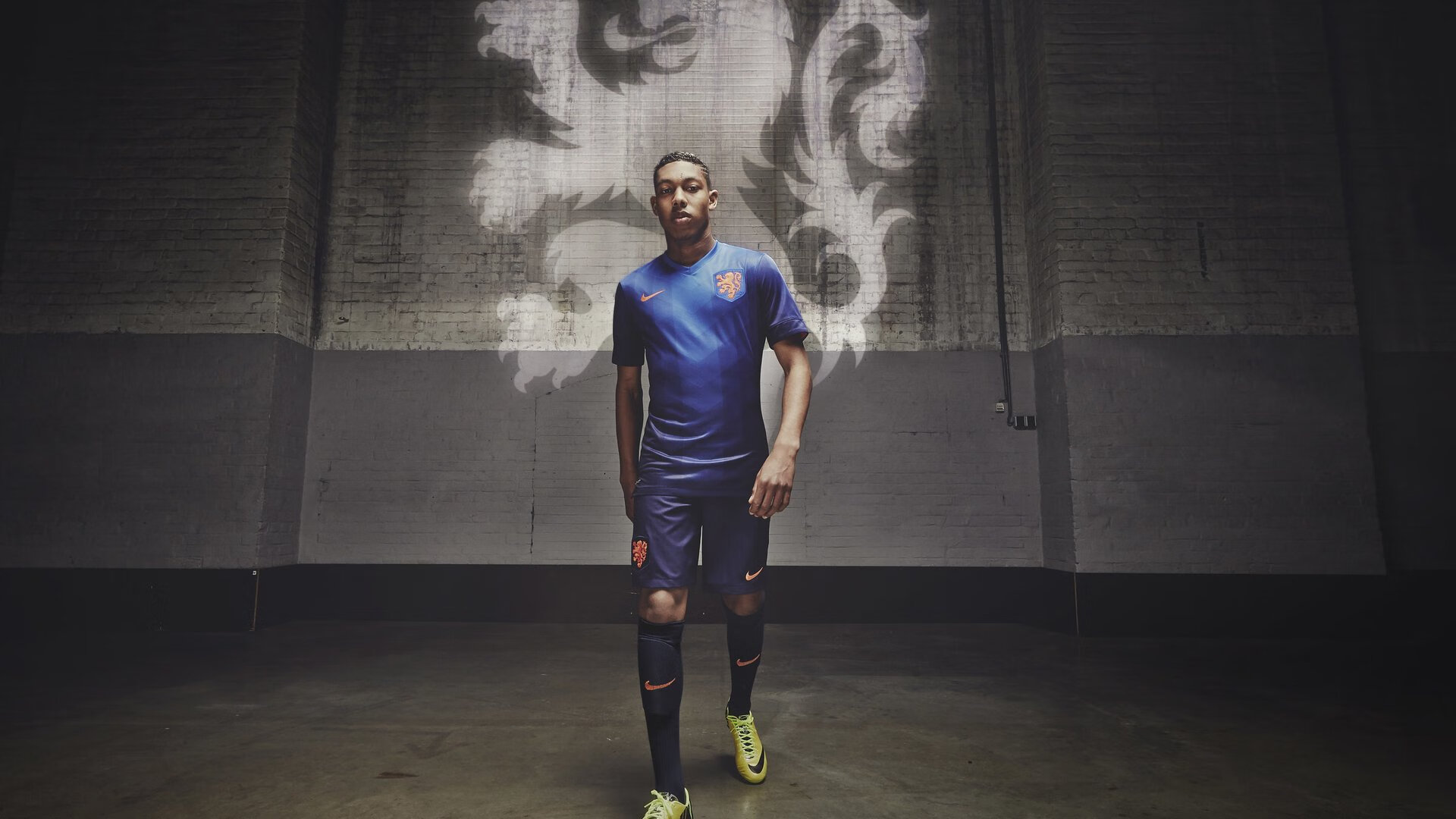 戈麦斯,突尼斯沙漠中,阿尔及利亚无法破解的流动密码