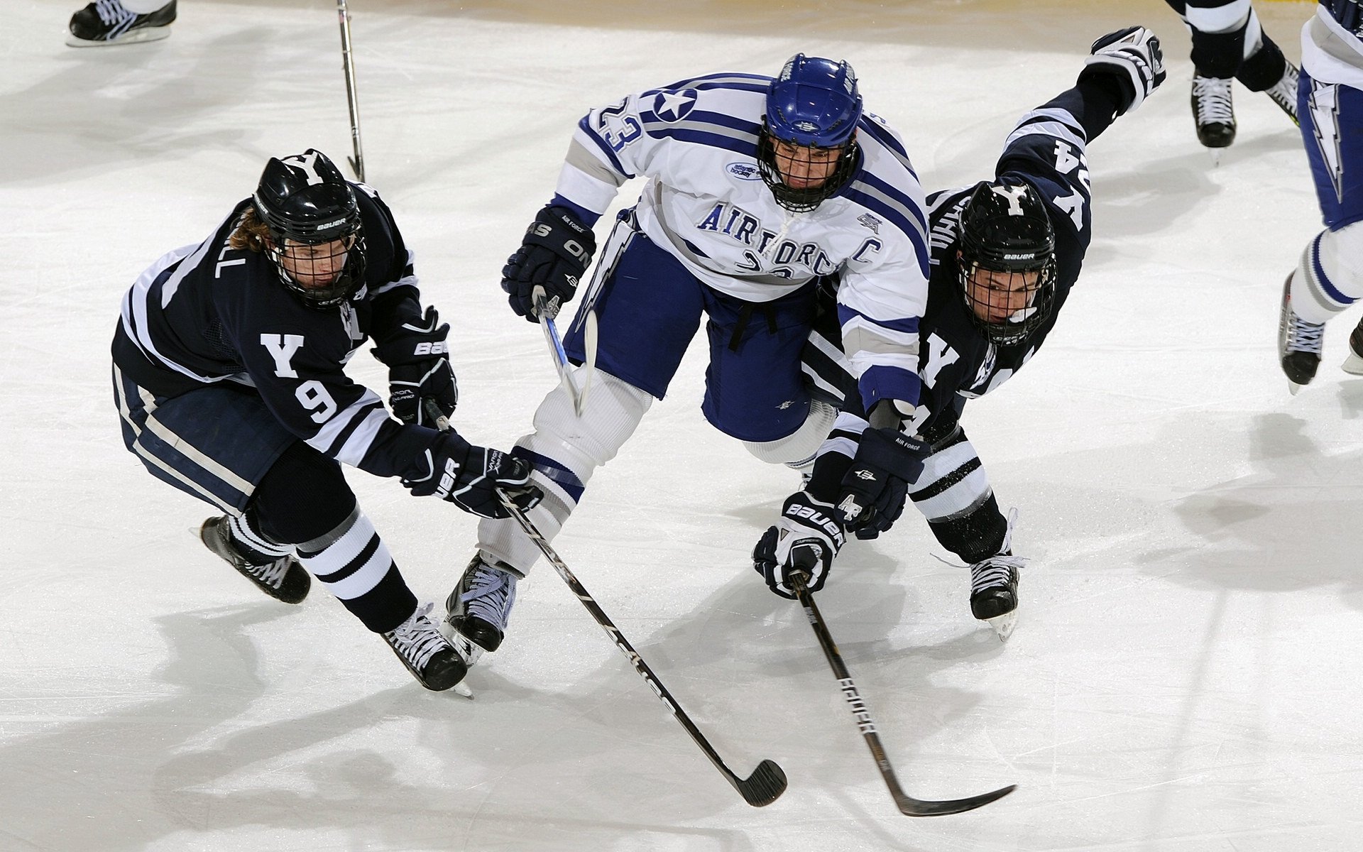 跨界传奇，阿坎吉从牙买加关键战突围法国，到NBA总决赛接管比赛